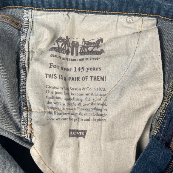 Levis 541 Athletic Fit Mens Jeans Size 50x30 Blue Denim Classic 5-Pocket Style - Picture 9 of 12